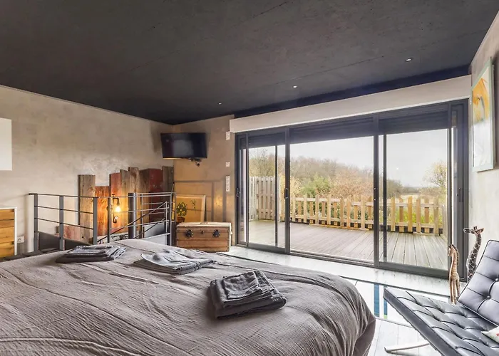 Industriel Proche De Grandlieu, Parking Privatif - Fr-1-306-1324 Ferienhaus *